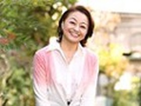 近親相姦 熟女デリヘルを呼んで、もしも実の母親が現れたらどうするか？　サンプル画像09